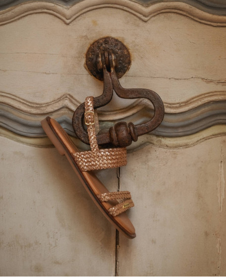 Sandales plates femme DOBELLE or craquelé | Les Tropeziennes par M. Belarbi