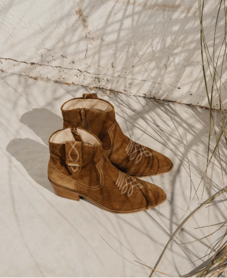 LADY - Bottine femme style western en cuir velours | Les Tropeziennes par M.Belarbi